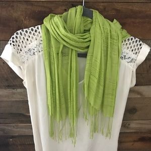 Breezy lightweight scarf
